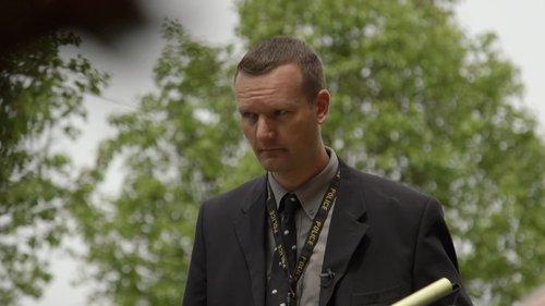 The First 48 Season 17 Episode 7 - Devil in Me & Trail of Blood