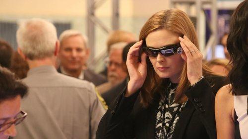 Bones Season 10 Episode 5 - The Corpse at the Convention