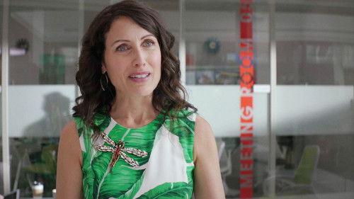 Girlfriends' Guide to Divorce Season 3 Episode 1 - Rule #43: When One Door Opens, There's An Icy Draft