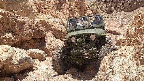 Roadkill Garage Season 1 Episode 7 - Freiburger's Jeep Rocks!