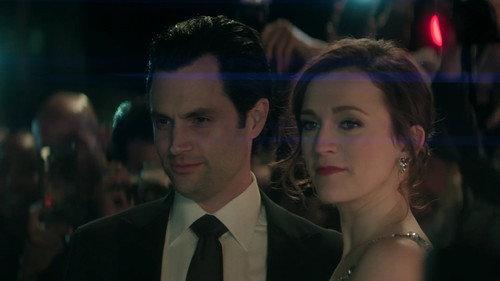 You Season 5 Episode 1 - The Luckiest Guy in NY