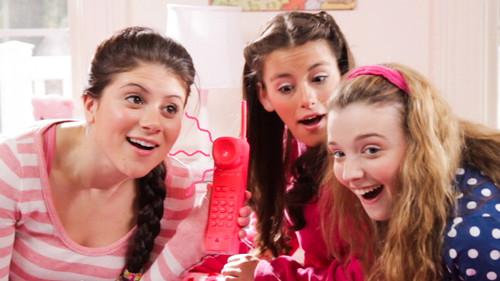 CollegeHumor Shorts Season 3 Episode 16 - The Hunger Games Game