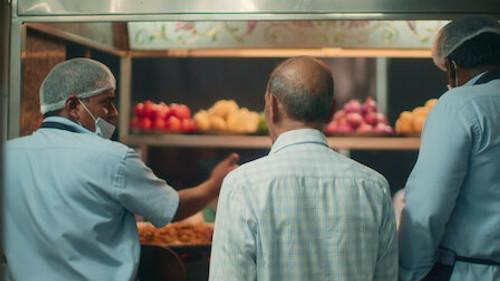 Medianoche en Asia: Comer · Bailar · Soñar Season 1 Episode 3 - Mumbai, India