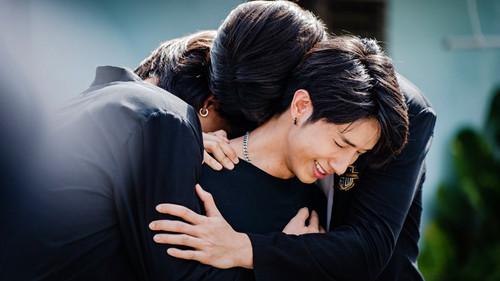 High School Frenemy Season 1 Episode 14 - Cry together