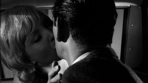 The Fugitive Season 1 Episode 4 - Never Wave Goodbye (1)