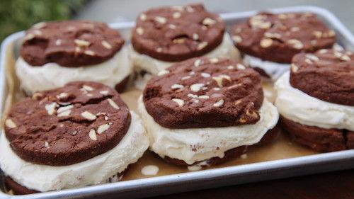 Matilda and the Ramsay Bunch Season 1 Episode 1 - The LA Arrival