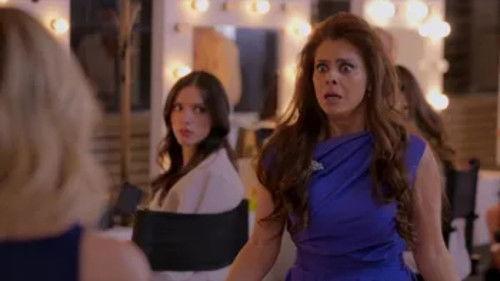 Los hilos del pasado Season 1 Episode 3 - Mucha ilusión