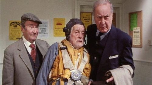 Last of the Summer Wine Season 19 Episode 10 - Support Your Local Skydiver