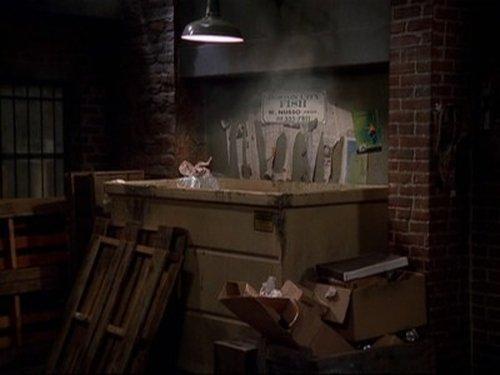 Becker Season 3 Episode 8 - Smoke 'Em If You Got 'Em