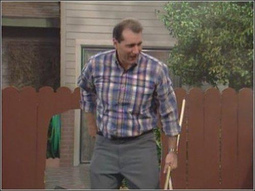 Married... with Children Season 8 Episode 16 - How Green Was My Apple