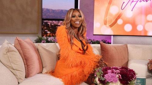 The Jennifer Hudson Show Season 1 Episode 3 - Yvonne Orji