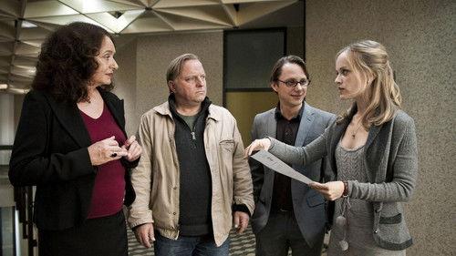 undefined Season 43 Episode 10 - Limping Leg