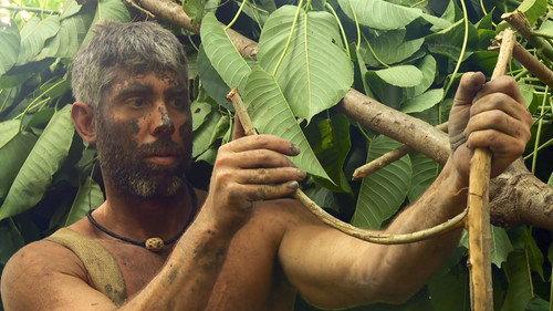 Naked and Afraid Season 14 Episode 2 - Haunted and Hungry