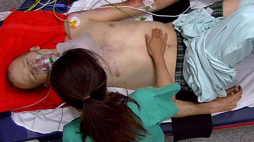 24 Hours in A&E Season 13 Episode 12 - Love Conquers All