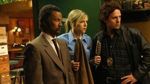 It's Always Sunny in Philadelphia Season 9 Episode 9 - The Gang Makes Lethal Weapon 6