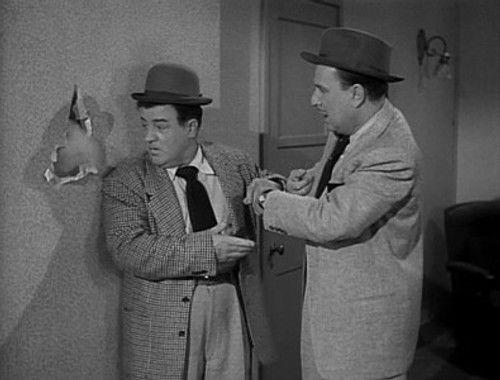 The Abbott and Costello Show Season 2 Episode 16 - Private Eye