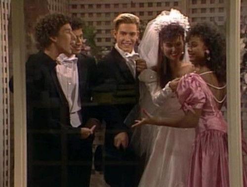 Saved by the Bell Season 3 Episode 16 - All in the Mall