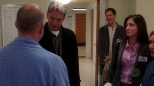 NCIS Season 2 Episode 19 - Conspiracy Theory