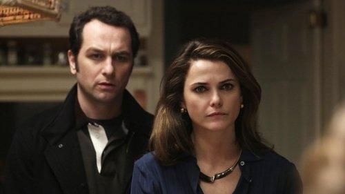 The Americans Season 3 Episode 10 - Stingers