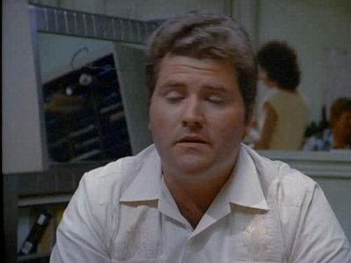 Miami Vice Season 2 Episode 22 - Sons and Lovers