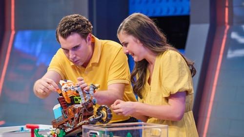 LEGO Masters Season 6 Episode 5 - Get in Gear