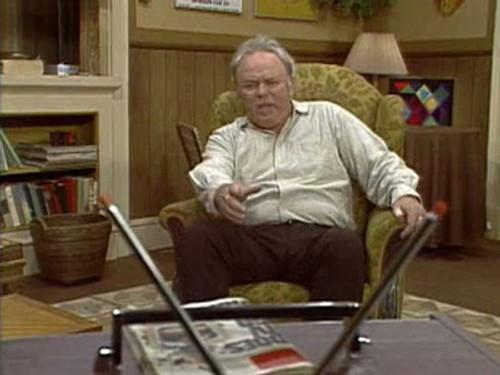 All in the Family Season 6 Episode 23 - Gloria and Mike's House Guests