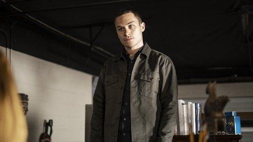 Animal Kingdom Season 6 Episode 1 - 1992