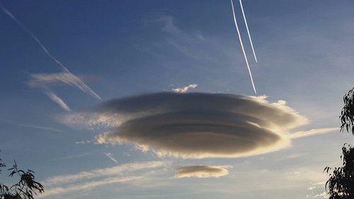 The Proof Is Out There Season 5 Episode 10 - UFO in Disguise, Sasquatch in the Mail, the Watcher in the Bedroom