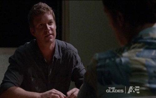 The Glades Season 2 Episode 2 - Old Ghosts