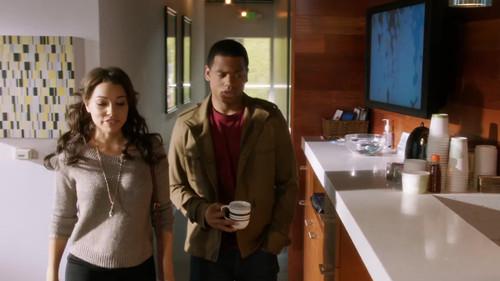 90210 Season 5 Episode 12 - Here Comes Honey Bye Bye