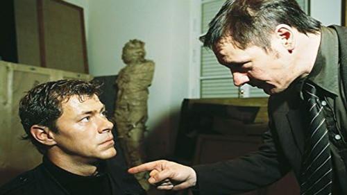 Der Clown Season 3 Episode 6 - Handyman