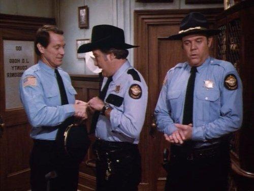 The Dukes of Hazzard Season 5 Episode 1 - The New Dukes