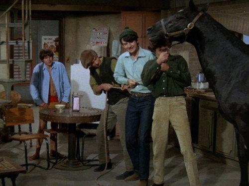 The Monkees Season 1 Episode 8 - Don't Look a Gift Horse in the Mouth