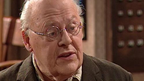 Lili and Marleen Season 4 Episode 7 - Cirano