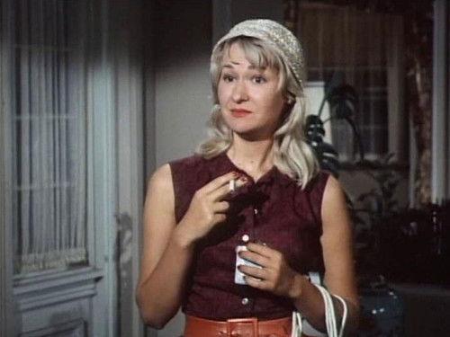 Hazel Season 3 Episode 8 - George's 32nd Cousin