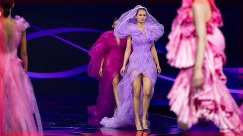 Germany's Next Topmodel Season 20 Episode 3 - Glamour, drama, catwalk fear! Who will master the first fashion show?