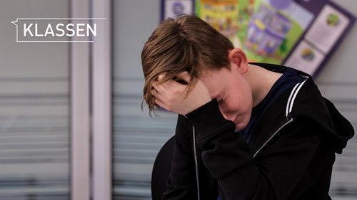 Klassen Season 7 Episode 4 - Embarrassed about the family