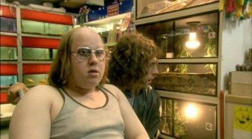 Little Britain Season 1 Episode 5 - Biggest House of Cards