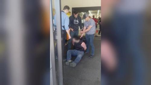 Customer Wars Season 5 Episode 8 - Grandma to the Rescue