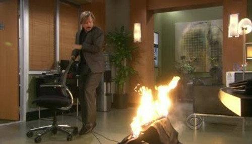 Rules of Engagement Season 5 Episode 3 - Rug-Of-War