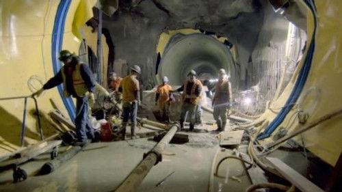 World's Most Extreme Season 1 Episode 6 - Tunnels