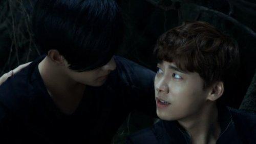 The Lost Tomb Season 1 Episode 7 - Blue-eyed Fox Corpse