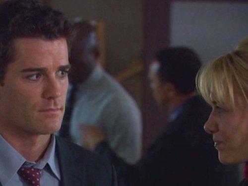 Sue Thomas: F.B.Eye Season 1 Episode 9 - Greed