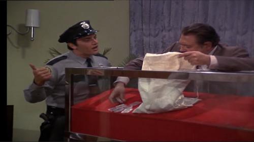 S.W.A.T. Season 1 Episode 12 - Blind Man's Bluff