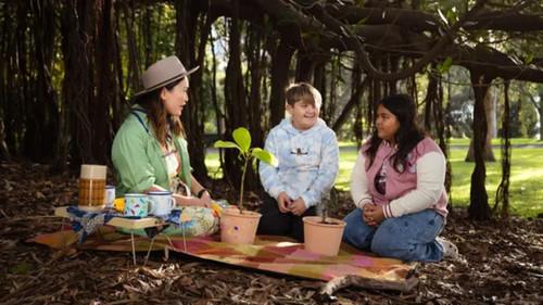 Gardening Australia Junior Season 3 Episode 19 - Get  To Know Your Roots