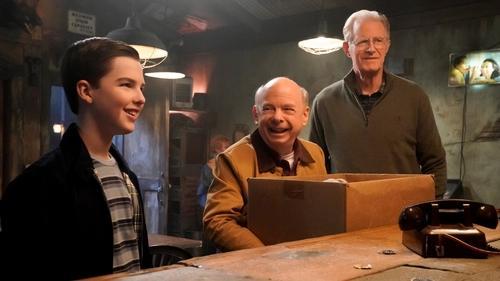 Young Sheldon Season 5 Episode 15 - A Lobster, an Armadillo and a Way Bigger Number