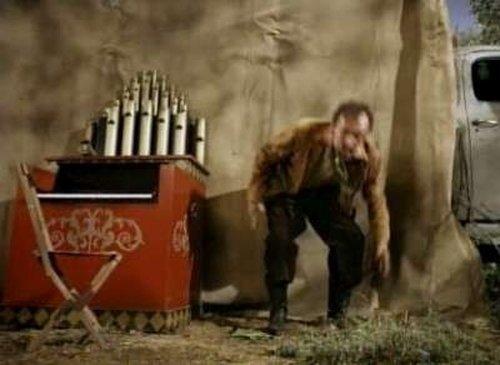 Land of the Giants Season 1 Episode 5 - Terror-Go-Round