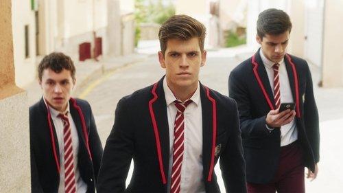 Elite Season 1 Episode 7 - Everything Explodes