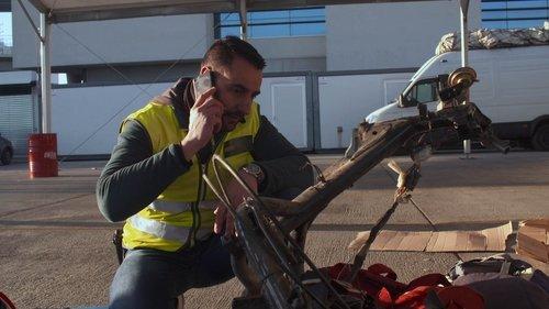 Border Control: Spain Season 5 Episode 9 - Episode 9