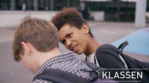 Klassen Season 1 Episode 2 - The First Kiss